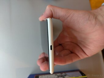 Nokia Lumia 1520 - bílá - 4