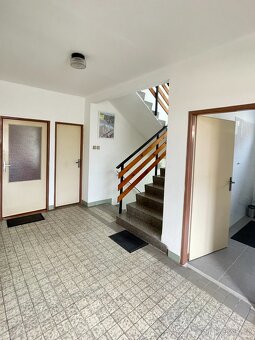 Nabízím krátkodobé ubytování, možné i na delší dobu - 4
