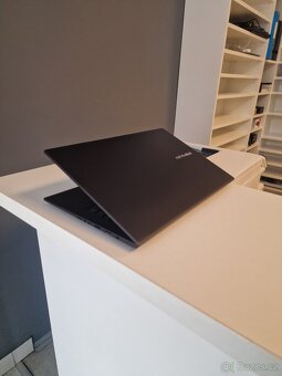 Asus VivoBook K513E - 4