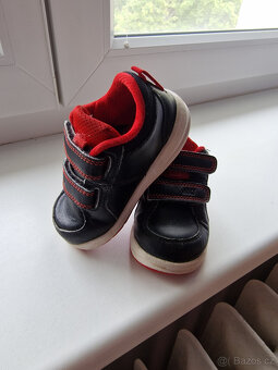 Nike vel 22 - 4