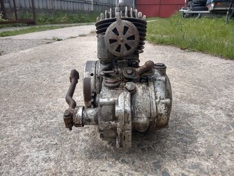 čz 125 A - 4