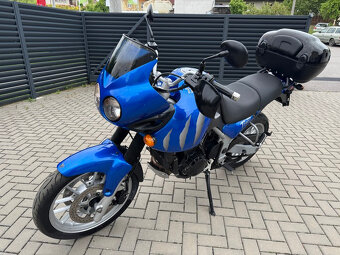 Triumph Tiger 955i - 4
