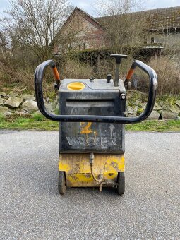 Řezačka Wacker - 4