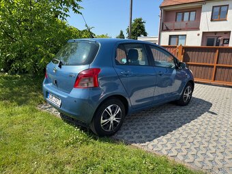 Toyota Yaris - 4