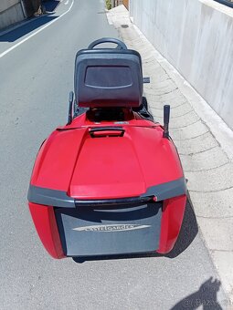 Prodám  zahradní traktor Castelgarden 17.5 Hp TX102 HYDRO - 4