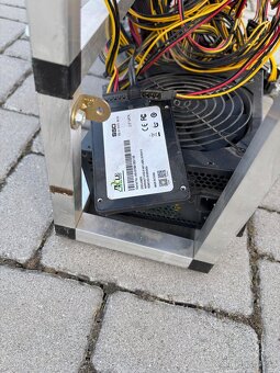 Prodej dvou těžebních (mining) sestav s grafickými kartami - 4
