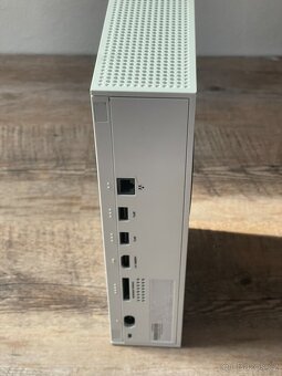 Xbox Series S - 4
