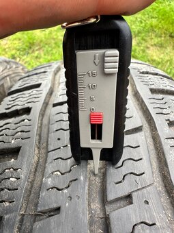 Prodám 2x kola na Ford transit - 4