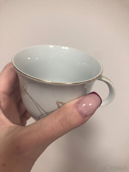 Set 3 hrnečků a 6 talířků - 4