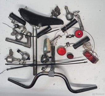 Díly na Eska/Favorit - 4