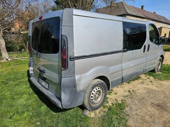 Opel Vivaro 2.5 DTI Van L2H1 - 4