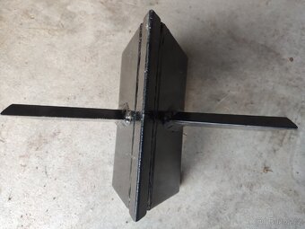 VARI Kříž štípací pro 16, 18 a 22 TON

 - 4