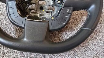 Multifunkční volant Peugeot 508 - 4