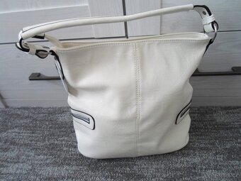 Bílá kabelka přes rameno i crossbody - 4