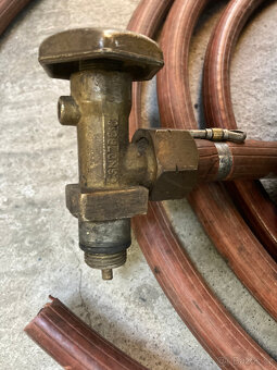 Hadice tlaková s ventilem  500 kč - 4