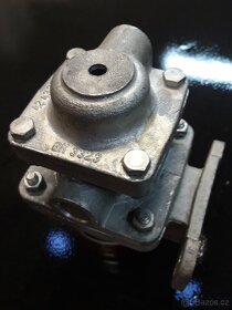 Praga V3S S5T Tatra 111 brzdič přívěsu - 4