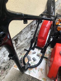 Prodám díly ČZ 175 / 487 477 - 4