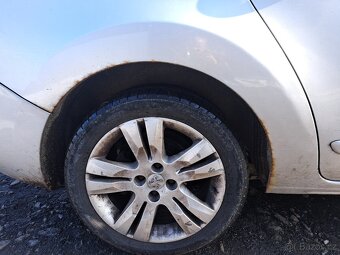 Peugeot 5008 2,0HDi 2011, 314000 km - 4