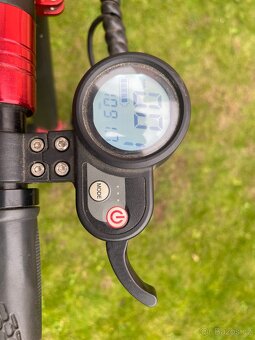 Elektrická koloběžka city boss RX5 - 4