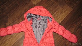 Červená zimní prošívaná bunda zn. OVS vel. 98 - 4