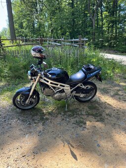Hyosung GT 650 Comet - 4