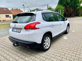 Peugeot 2008 1,2i PureTECH, automat, tažné, 3tí RZ - 4