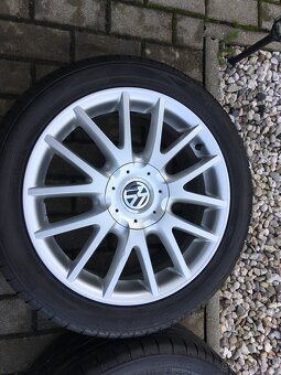 Alu kola Vw originál 17” 225/45/17 letní - 4