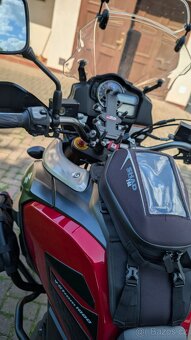 Suzuki V strom 1000 DL - 4