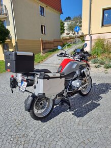 BMW R2200GS LC - 4