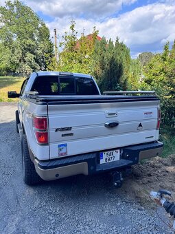 Ford F 150 - 4