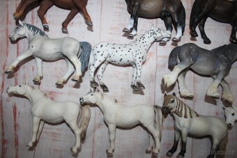 Figurky koní Schleich 1 - 4