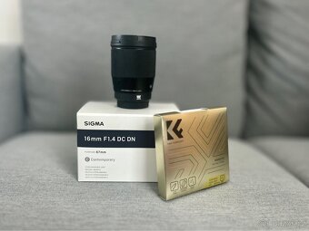 Panasonic Lumix GH5 Mark II (tělo) + 2 objektivy - 4