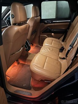 Porsche Cayenne 4.8 V8 - 4