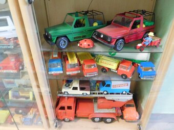 STARÉ RETRO HRAČKY - 4