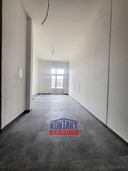 Pronájem skladovacích / kancelářských prostor, 32 m² -  U Sm - 4