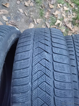 zimní 245 50 19 Pirelli run flat - 4