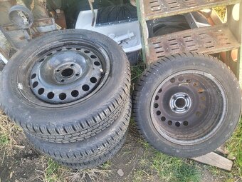 185/60/R15 4ks Vredestein Quatrac 5 + plechy rozteč 4x100 - 4