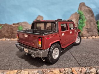 Prodám model 1:18 Hummer H2 pickup - 4