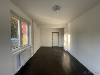 Pronajmu byt v Jirkově o velikosti 1+2 - 4