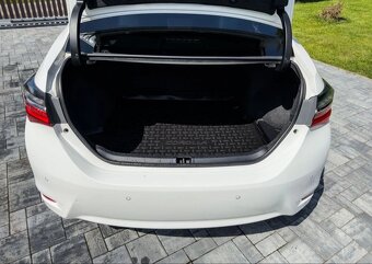 Prodám Toyota Corolla, 1.6 automat - 4
