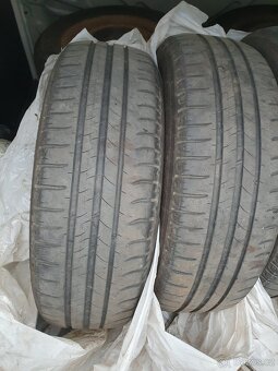 185/65 R15 Michelin Energy Saver - 4