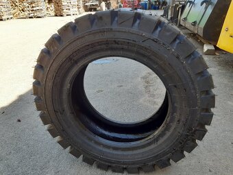 Pneu 28x9-15 - 4