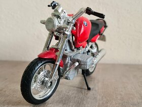 Model motorky BMW R1100R rot, Maisto Motorrad 1:18 - 4