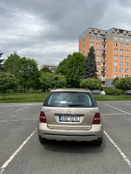 Mercedes-Benz - 4