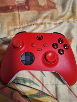 Herni ovladač xbox - 4