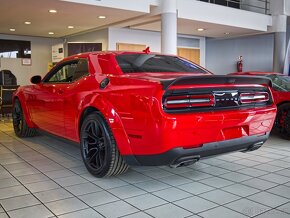 Dodge Challenger SRT Scat Pack widebody - 4