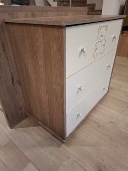 Komoda s přebalovacím pultem - 4