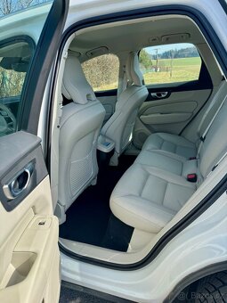 VOLVO XC60 B4 AWD nafta , Instripction,webasto, - 4