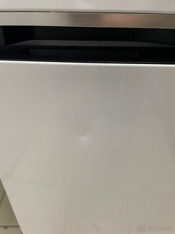 Zánovní lednice Beko B5RCNA406HW - 4