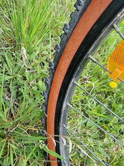 Trekové kolo odpružené, pro výšku 130 až 160 cm - 4